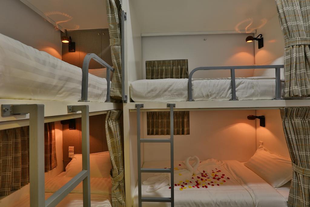 สก๊อตต์ แอท 31 สตรีท Hostel ย่างกุ้ง ภายนอก รูปภาพ