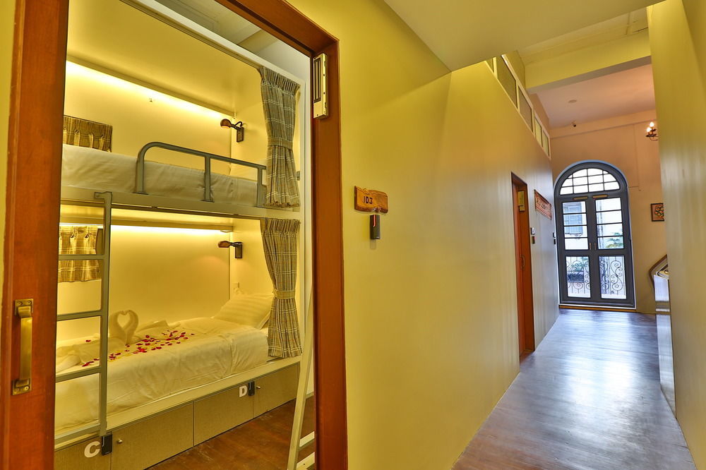 สก๊อตต์ แอท 31 สตรีท Hostel ย่างกุ้ง ภายนอก รูปภาพ